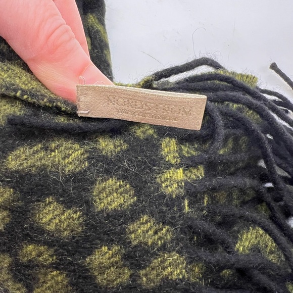 Nordstrom Cashmere Scarf Animal Print Green Black 70” long x 10” wide - Picture 2 of 3